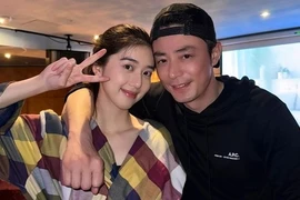 Hoắc Kiến Hoa gặp sóng gió với ảnh chụp cùng mỹ nhân kém 20 tuổi