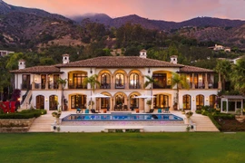 Dinh thự 35 triệu USD xuất hiện trên phim của Hoàng tử Anh