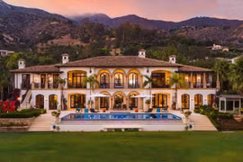 Dinh thự 35 triệu USD xuất hiện trên phim của Hoàng tử Anh