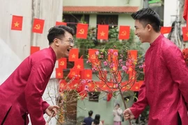 TikToker khiến Gen Z “u mê“: Chú Ninh - anh Âm tỏa năng lượng tích cực