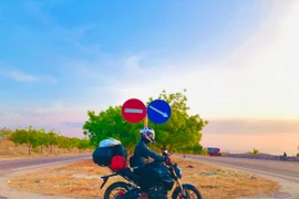 Chàng trai một mình đi phượt xuyên Việt