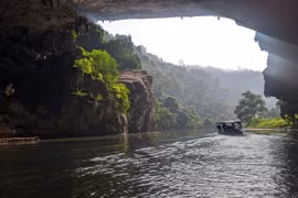 Khám phá động Puông khi ghé thăm Bắc Kạn