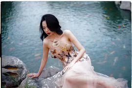 Hậu scandal lộ ảnh nóng, hot girl làng game công bố điều bất ngờ