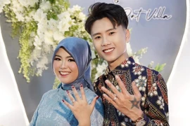 Đạt Villa "nhá hàng" bộ ảnh cưới cùng bạn gái người Indonesia