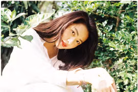 Hot girl “tháng 5 để dành” chiếm spotlight nhờ gương mặt “tình ơi là tình“