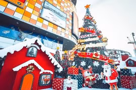 Những địa điểm check-in Giáng sinh không thể bỏ qua tại Hà Nội