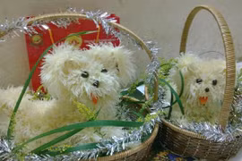 Nghề tay trái hái ra tiền mùa Trung thu của “gã thợ xăm“