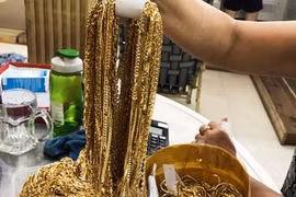 Chủ tiệm bất ngờ nhận gần 5 tỷ, 225 lượng vàng sau 6 năm bị mất trộm