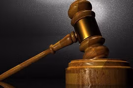 Lén mổ bán nội tạng, 2 bác sĩ bị án tù 