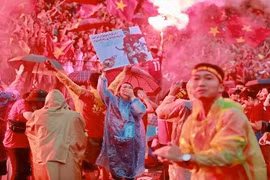 Dù thua trận nhưng Olympic Việt Nam ấm lòng với CĐV tại quê nhà