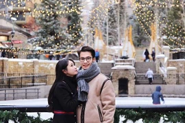 Hot girl Việt nhập hội Rich Kid khoe tình yêu đẹp lung linh