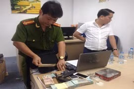 Thêm một sàn vàng lậu tại TP HCM bị triệt phá