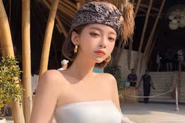 Nữ thần mặt ngây thơ nhưng body nóng bỏng khiến bao chàng trai say đắm