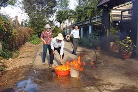 Hoang mang nước giếng bốc cháy ở Buôn Ma Thuột