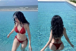 Bạn gái cũ trung vệ Việt kiều khoe vòng 3 ngắm là mê