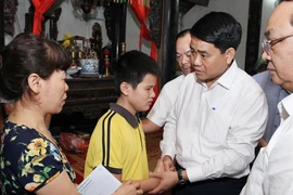 Chủ tịch UBND TP Hà Nội chỉ đạo giải quyết tai nạn liên hoàn đường Láng