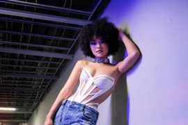 Hot girl cầm biển Rap Việt mùa 3, ảnh đời thường cực "cháy"