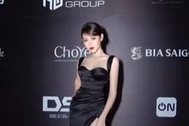 Xôn xao "chị Google" Việt Phương Thoa vướng tin đồn nhạy cảm