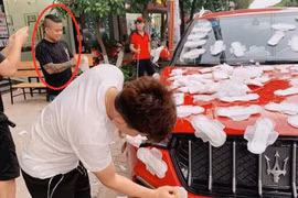 Sự thật hài hước vụ đỗ xe thiếu ý thức bị dán đầy băng vệ sinh