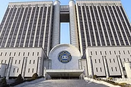 Hy hữu: Vợ ngồi tù 7 năm vì “quan hệ” với… chồng