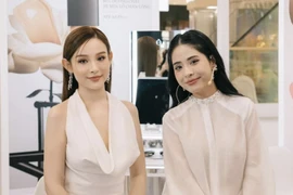 Đọ độ giàu của 2 phú bà tham gia Chị Đẹp Đạp Gió