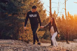 Chuyện tình đẹp của thủ môn Filip Nguyễn và cô vợ gốc Việt 