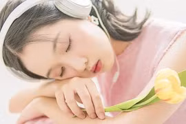 Tiểu thần tiên “Tôi thấy hoa vàng trên cỏ xanh” lột xác đến khó tin