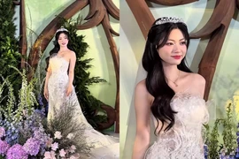 "Hot girl má núm" hóa công chúa trong đám cưới với Win D