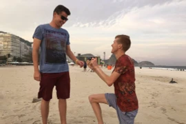 Olympic Rio 2016 chứng kiến màn cầu hôn đồng tính gây sốc