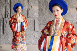 “Hot girl IELTS” diện cổ phục Việt, nhan sắc tựa thần tiên