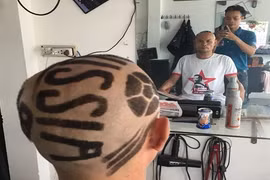 CĐV Việt Nam “chất lừ” chuẩn bị lên đường xem World Cup