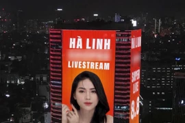 Trở lại “mặt trận“ livestream, Võ Hà Linh nhận phản ứng của dân mạng