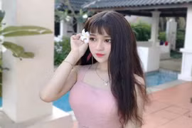 Dân tình giật mình với nhan sắc như "búp bê sống" của cô gái Quảng Nam