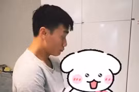 Thủ môn Bùi Tiến Dũng bế quý tử, xứng danh "ông bố của năm" 