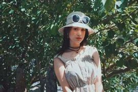 Hot girl Lạng Sơn có giọng hát như "rót mật vào tai"