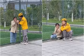 Pha giao hàng "cồng kềnh" của chàng shipper khiến netizen "cười ra nước mắt"