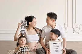 Con gái Minh Nhựa đẹp miễn chê, mở tiệc đón thành viên thứ 3 