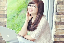 Cô vợ mới cưới xinh đẹp của tuyển thủ Futsal Việt Nam