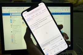 Facebook, Instagram lỗi toàn cầu, dân mạng "gào khóc" vì không đăng được ảnh sống ảo