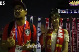 Nữ CĐV Việt xinh đẹp nhất ASIAD 2018 phủ sóng loạt báo Hàn Quốc