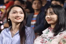 “Bạn gái tin đồn” của tuyển thủ Việt Nam đốt mắt CĐV AFF Cup 2018