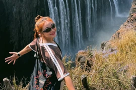 Danh tính ái nữ của ‘‘tiếp viên hàng không giàu có bậc nhất Singapore’’