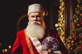 Hoán ông già Noel, Erling Haaland gây "bão" mạng mùa Giáng sinh