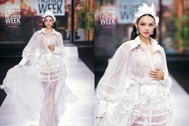 Vợ thủ môn Bùi Tiến Dũng gặp sự cố suýt lộ vòng 1