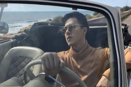 Hotboy 9X vừa lái xe vừa hát quyết tâm theo đuổi đam mê âm nhạc