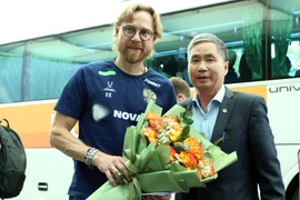 Đội tuyển Nga đến Hà Nội chuẩn bị đá giao hữu với Việt Nam