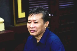 Nguyên trung tá công an tất toán khống 1.900 lượng vàng khai gì?