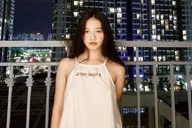 Chết mê với nhan sắc “ngọt lịm” của nữ chính MV Hongkong1