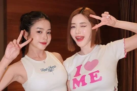 DJ Mie đọ sắc bất phân thắng bại với DJ nóng bỏng hàng đầu châu Á