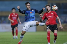 Vòng 1 V.League 2023/24: Duy nhất Nam Định, TP HCM hưởng trọn niềm vui